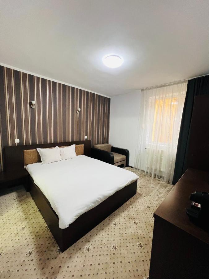 Pensiunea Zimbrul Poiana Brasov Extérieur photo
